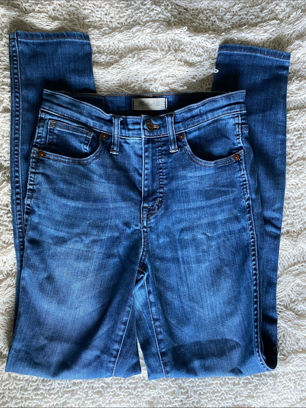 🚨Priced for quick sale🚨  Madewell Skinny Jeans in Medium Blue Wash